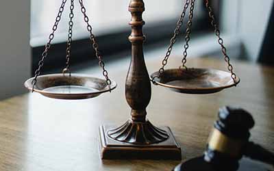 Belirli Süreli Olan Konut Ve Çatılı İşyeri Kira Sözleşmeleri, Sözleşmenin Bitimi Ve Yenilenmesi Durumunda Belirsiz Süreli Hale Gelir Mi?